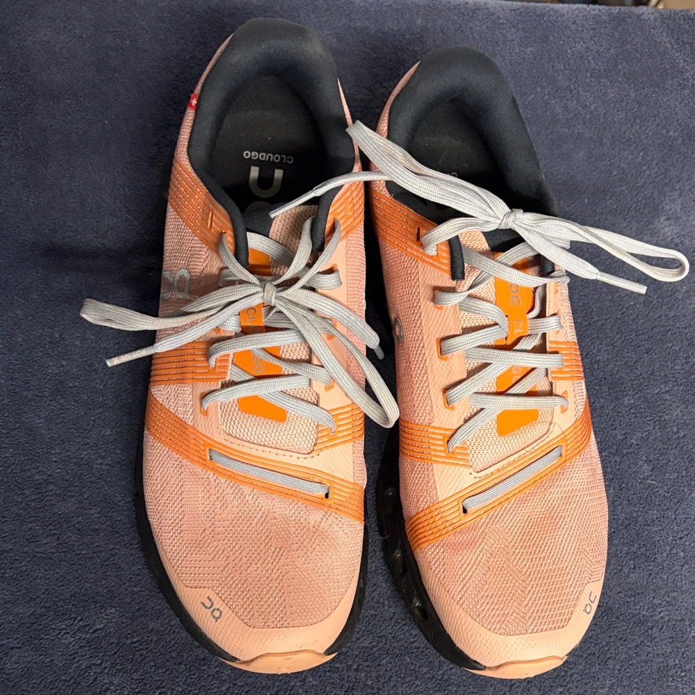 Women's Cloud Go Running Shoes